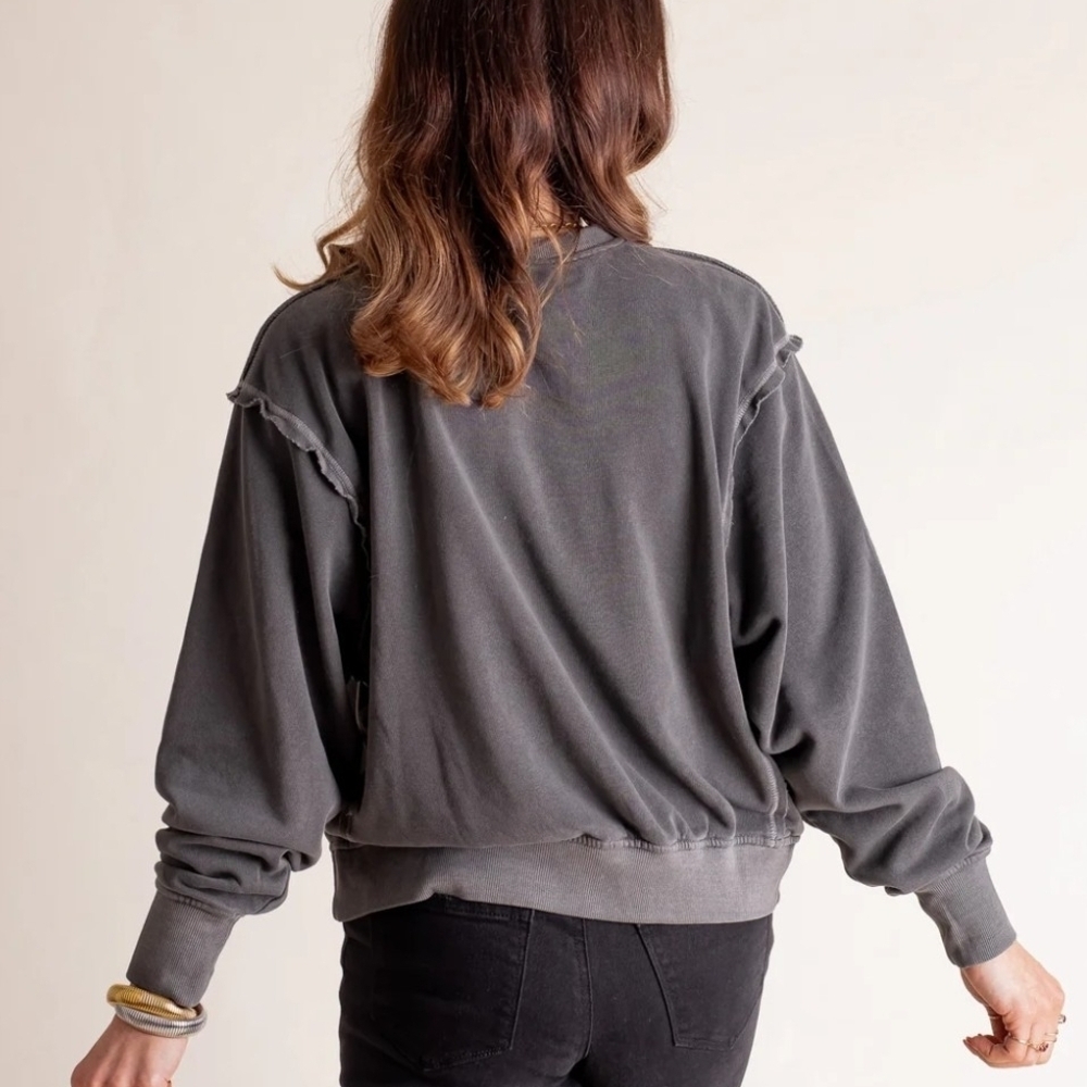 Zenana Outfitters Charcoal Mineral Wash Crew Neck Sweater NWOT PTP 22 Length 22 - Picture 3 of 8